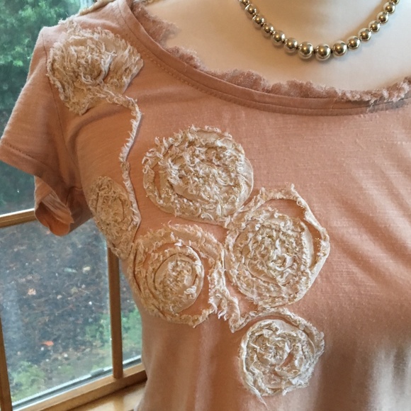 LOFT Tops - Shabby Sheik Loft Ladies Tee Taupe Size M